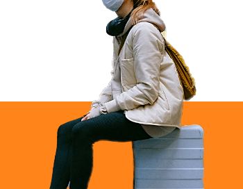 Travelling student waiting for COVID test at HeathrowPhoto by Anna Shvets from Pexels
